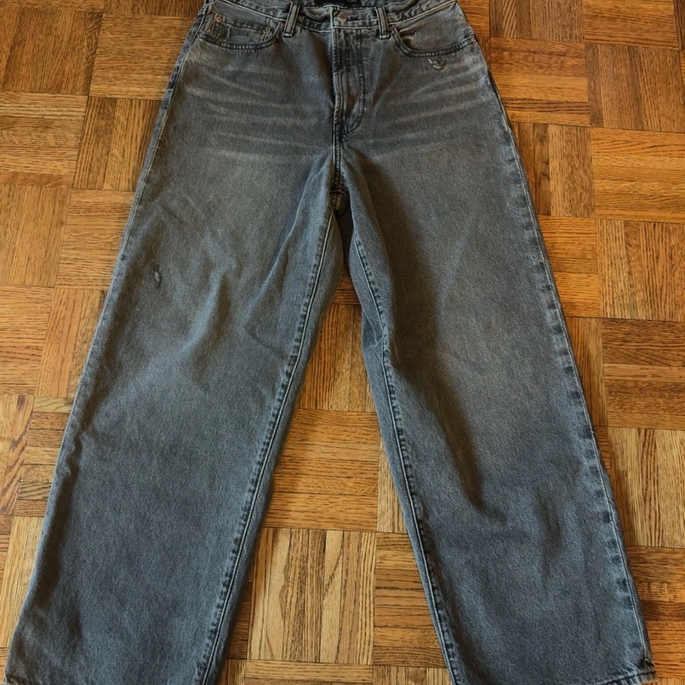 Abercrombie & Fitch Relaxed Fit Baggy Jeans